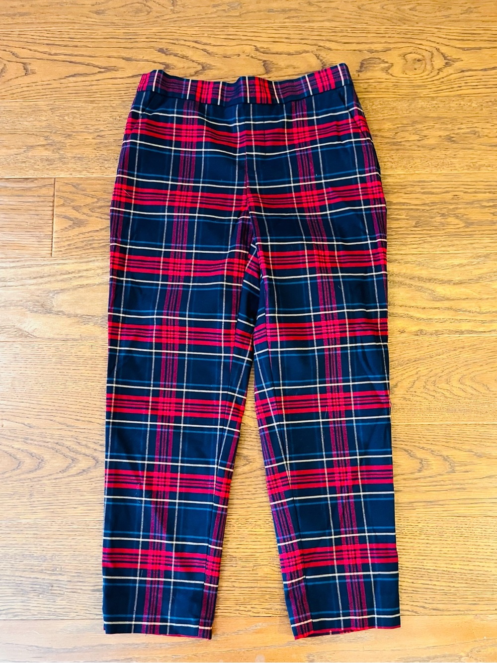 Banana Republic Red and Navy Plaid Pull-On Pants